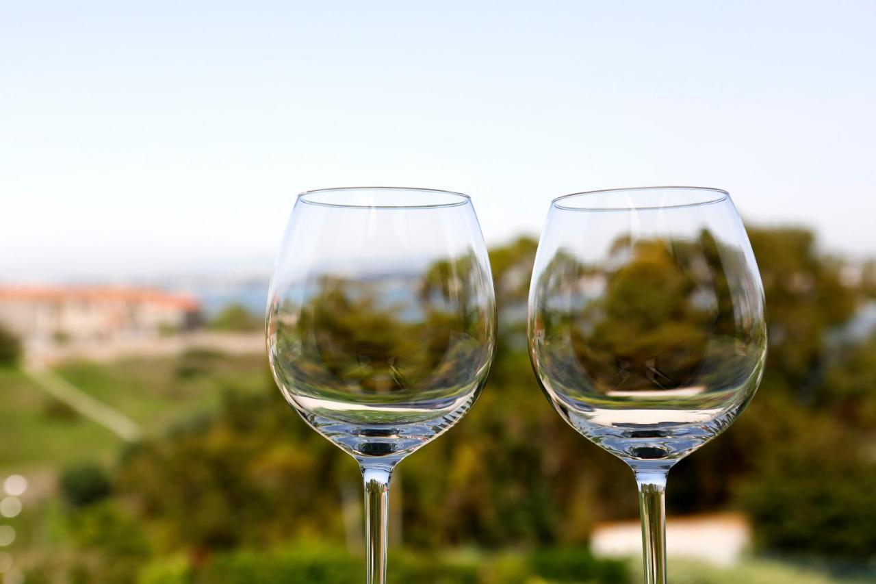 카파리카 Ola Belem! Cozy Windmill, Stunning Views To Lisboa B&B 외부 사진